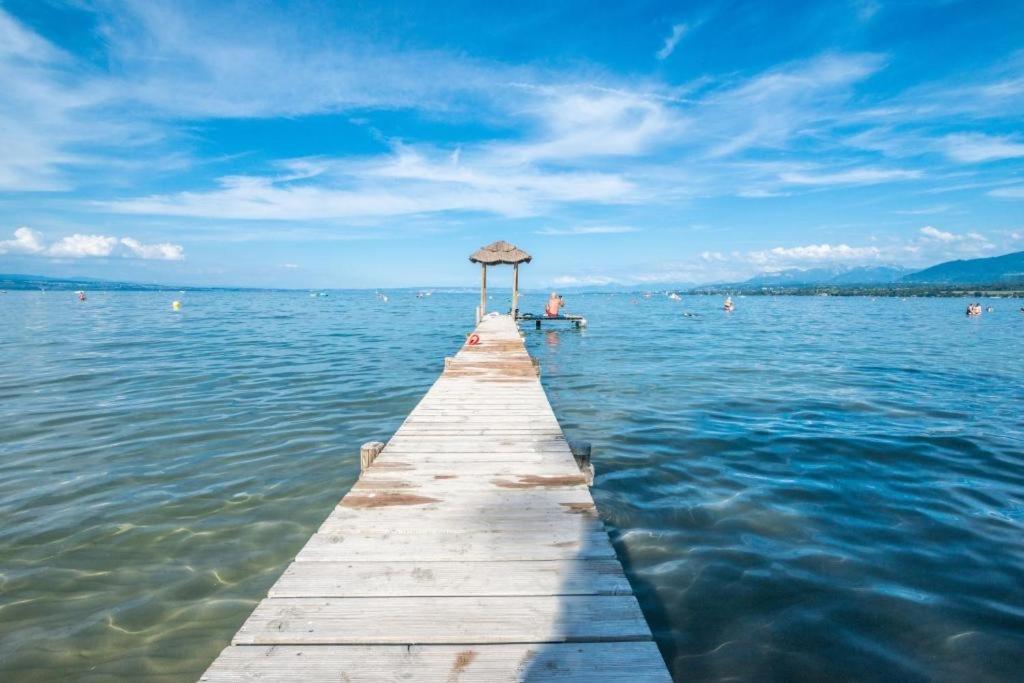 Appartement Cosy Et Confortable A Deux Pas Du Lac エクヌヴェクス エクステリア 写真
