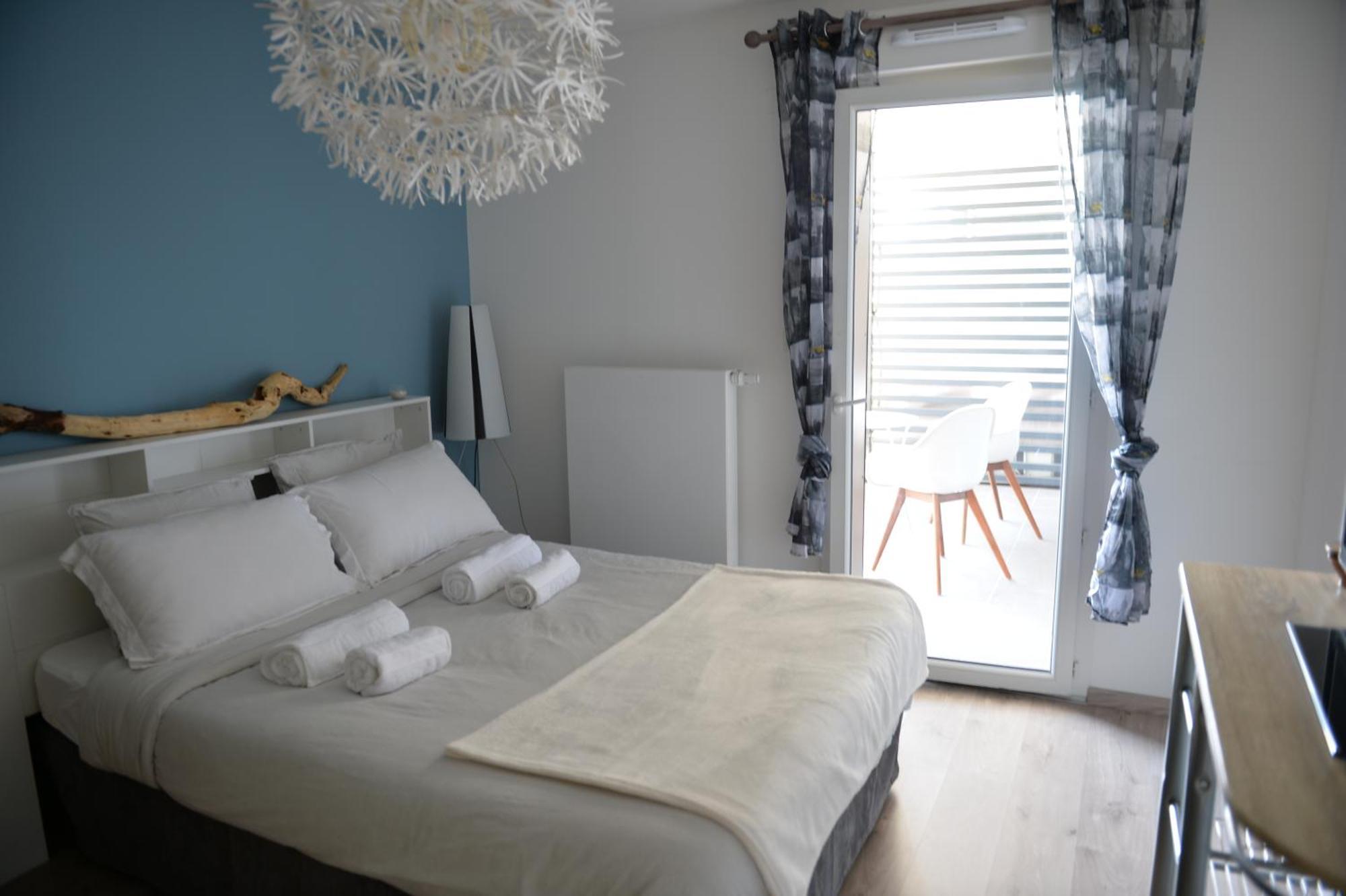 Appartement Cosy Et Confortable A Deux Pas Du Lac エクヌヴェクス エクステリア 写真